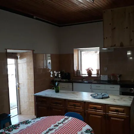 Chapel Square Guest house *